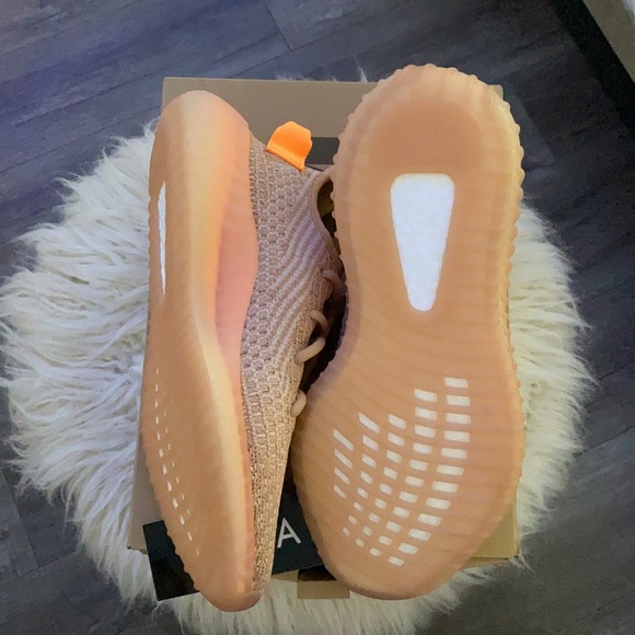 Yeezy boots 350 V2 Clay main image 4